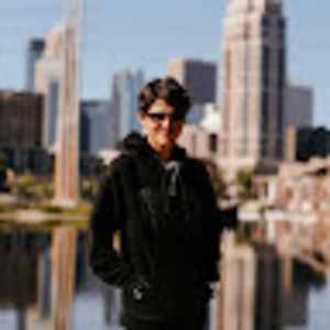 Meet your Posher, Sami enzo